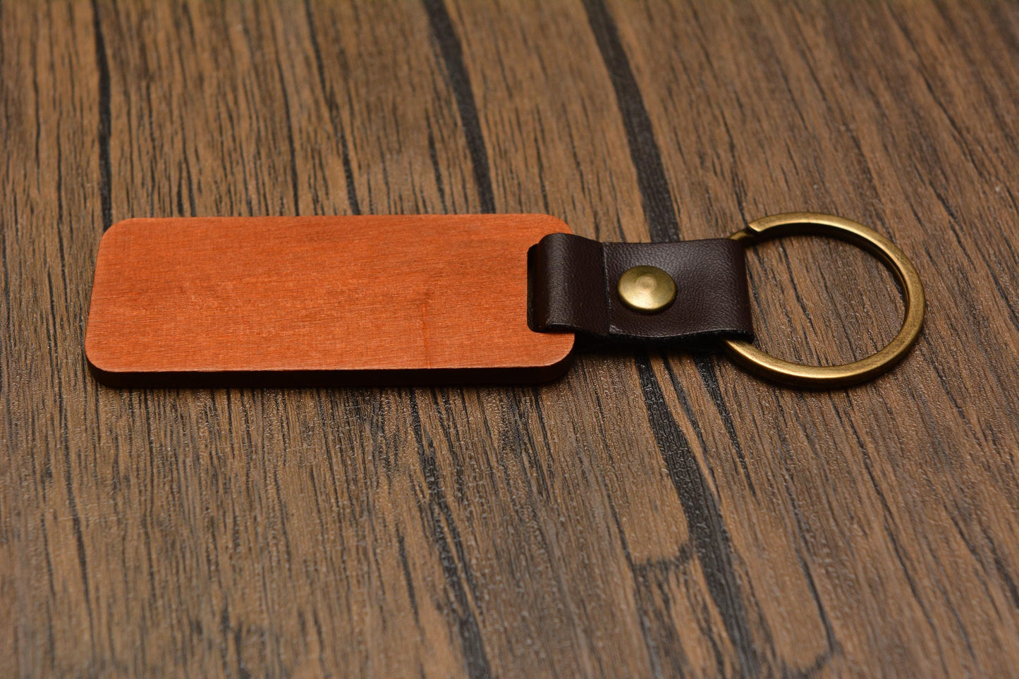 Custom Engraved Wooden Keyring – Personalised Wood Keychain with Your Text – Unique Gift for Him or Her, Birthday or Everyday Keepsake