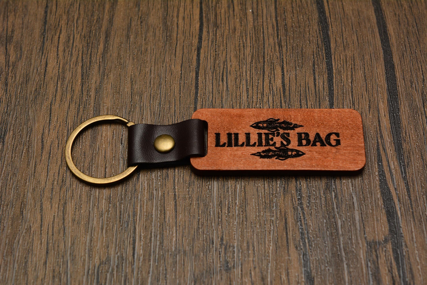 Custom Engraved Wooden Keyring – Personalised Wood Keychain with Your Text – Unique Gift for Him or Her, Birthday or Everyday Keepsake