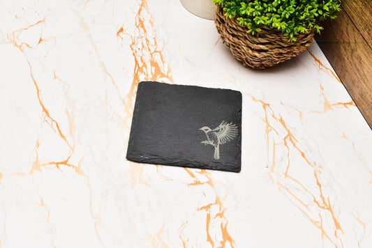 Garden Bird Slate Coaster Set – Sparrow Engraved Drink Mats, Cottage Kitchen Wildlife Decor, Nature-Inspired Gift for Animal Lovers