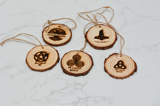 Yule Tree Decorations – Pagan Winter Solstice Hanging Baubles – Natural Wooden Ornaments – Wiccan Witch Decor – Pagan Christmas Decoration